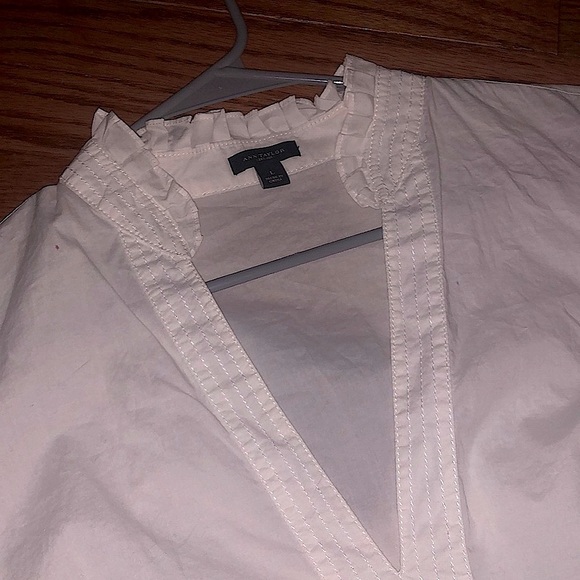 NEW PHOTOS added! Ann Taylor lightweight side split hem tunic top, EUC - Picture 3 of 10